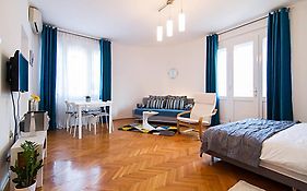 Cosy Studio Apartment 2